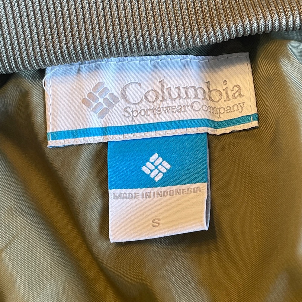NWT COLUMBIA PUFFECT SHERPA BOMBER JACKET MSRP $190 OLIVE GREEN - Picture 16 of 17